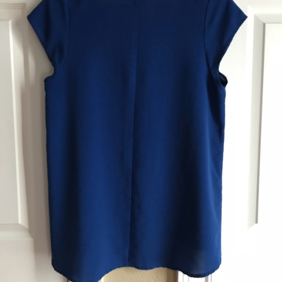 Blue High-Low Top - Picture 3 of 4